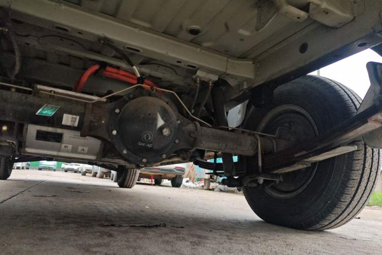 Used Dongfeng Yufeng EM27 2024 EM27 Henan Lithium Power 41.472 kWh Chassis Rear