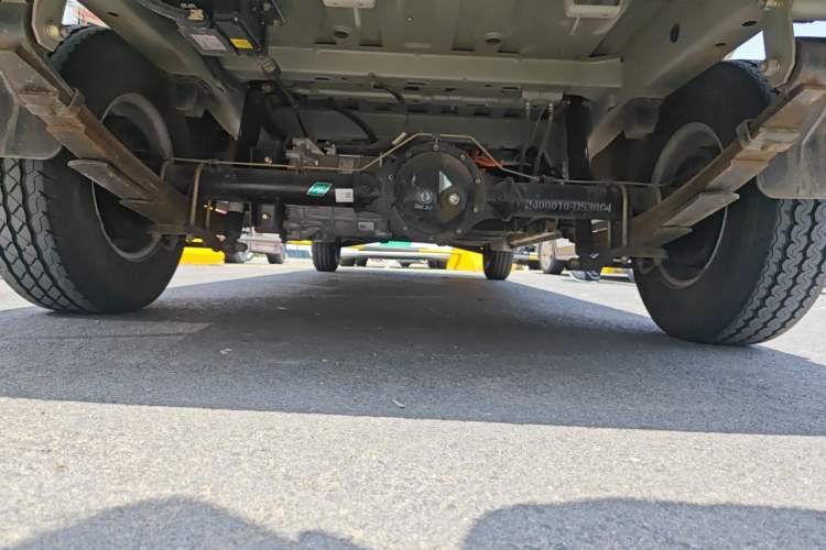 Used Dongfeng Yufeng EM27 2024 EM27 Henan Lithium Power 41.472 kWh Chassis Rear