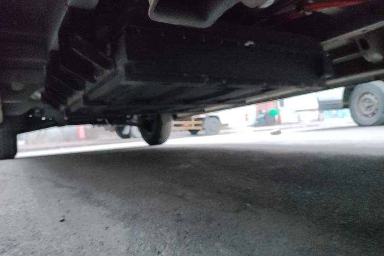 Used Dongfeng Yufeng EM27 2024 EM27L Eves Power 41.86 kWh Chassis Rear Left