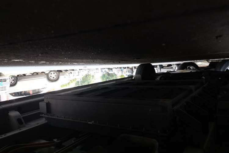 Used Dongfeng Yufeng EM27 2024 EM27L Eves Power 41.86 kWh Chassis Rear Left