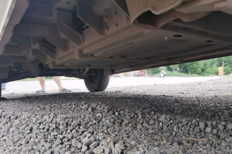 Used Dongfeng Yufeng EM27 2024 EM27 Henan Lithium Power 41.472 kWh Chassis Rear Left