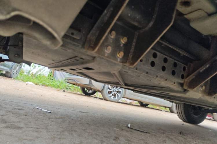 Used Dongfeng Yufeng EM27 2024 EM27 Henan Lithium Power 41.472 kWh Chassis Rear Right