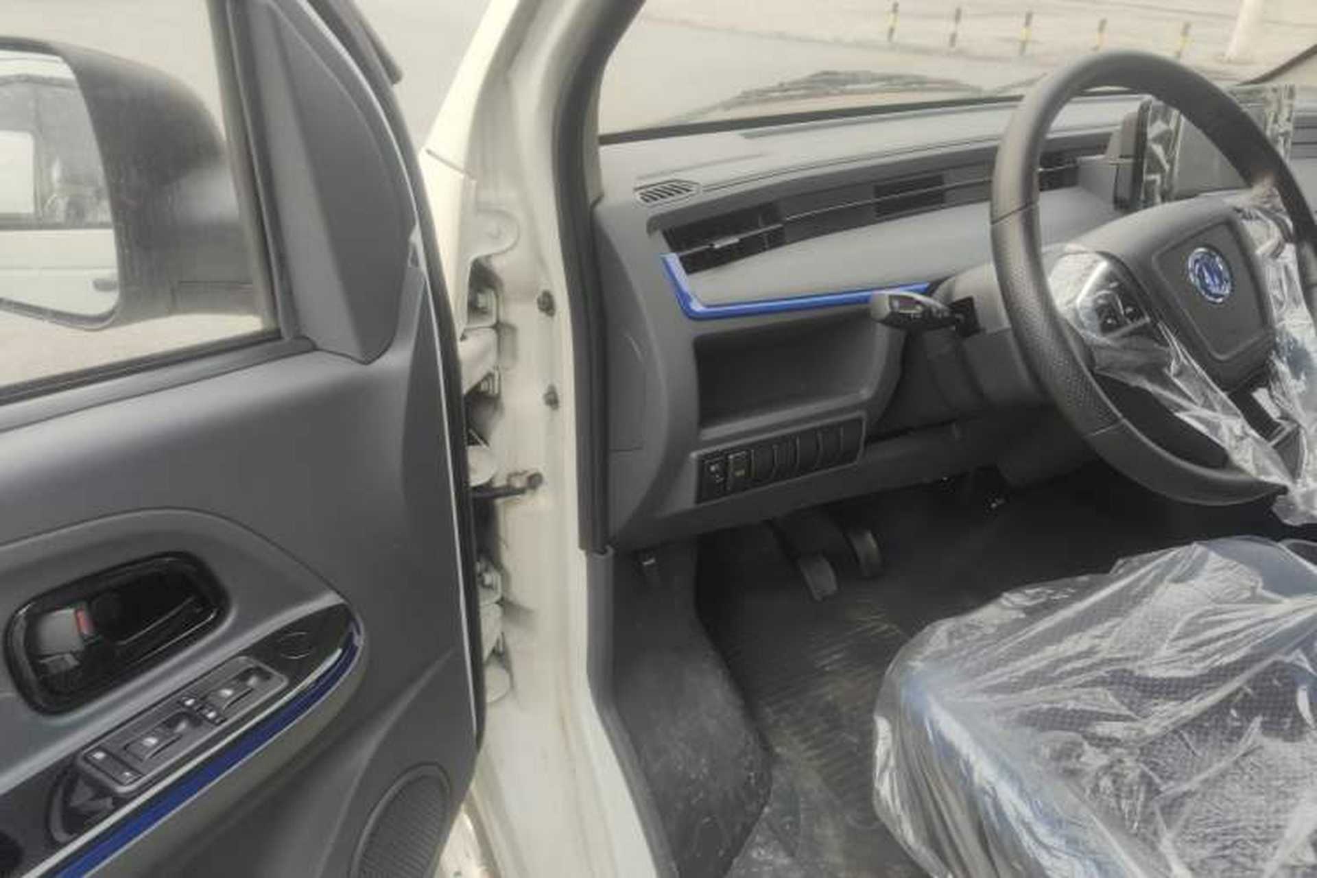 Used Dongfeng Yufeng EM27 2024 EM27L Eves Power 41.86 kWh Driver Seat