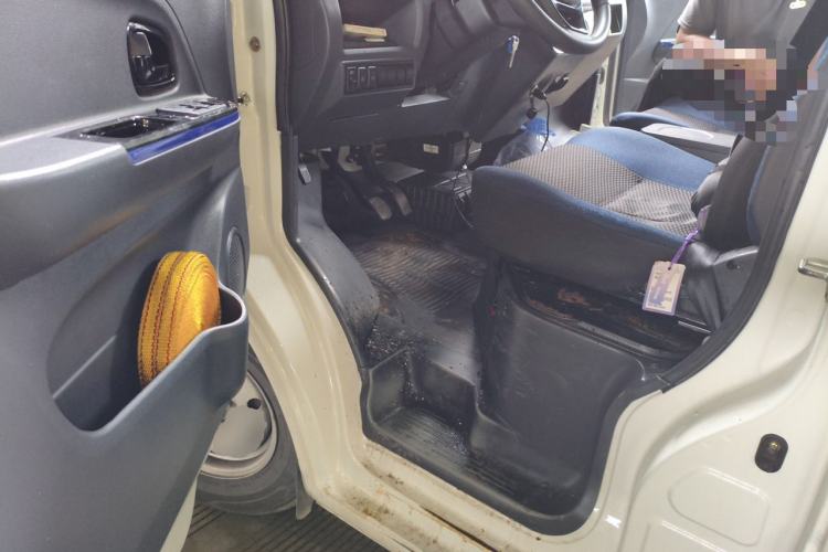 Used Dongfeng Yufeng EM27 2024 EM27L BYD CATL 41.86 kWh Driver Seat