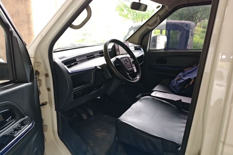 Used Dongfeng Yufeng EM27 2024 EM27 Henan Lithium Power 41.472 kWh Driver Seat