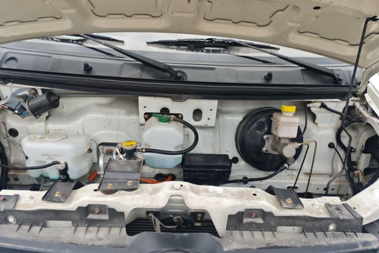 Used Dongfeng Yufeng EM27 2024 EM27 Henan Lithium Power 41.472 kWh Engine Bay