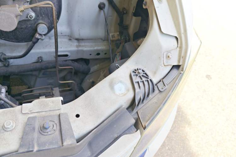 Used Dongfeng Yufeng EM27 2024 EM27L BYD CATL 41.86 kWh Engine Bay Left