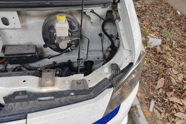 Used Dongfeng Yufeng EM27 2024 EM27L Henan Lidong 41.472 kWh Engine Bay Left