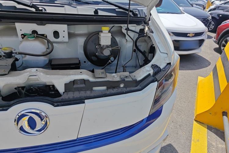 Used Dongfeng Yufeng EM27 2024 EM27 Henan Lithium Power 41.472 kWh Engine Bay Left