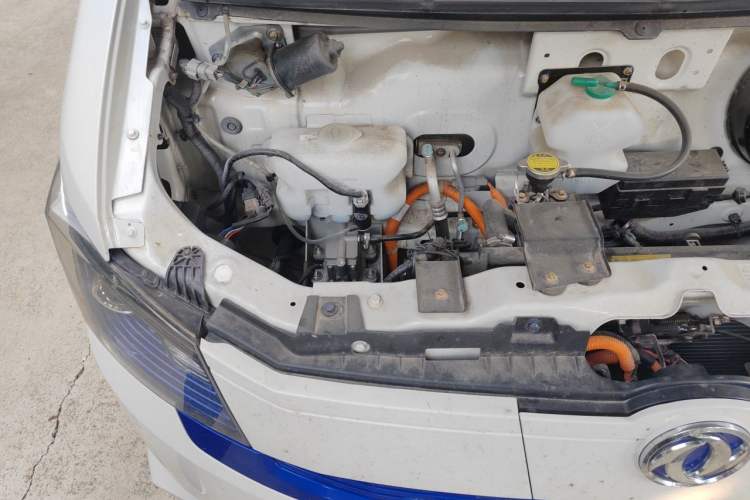 Used Dongfeng Yufeng EM27 2024 EM27L Henan Lidong 41.472 kWh Engine Bay Right