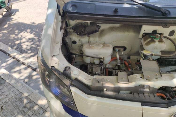 Used Dongfeng Yufeng EM27 2024 EM27L Henan Lidong 41.472 kWh Engine Bay Right