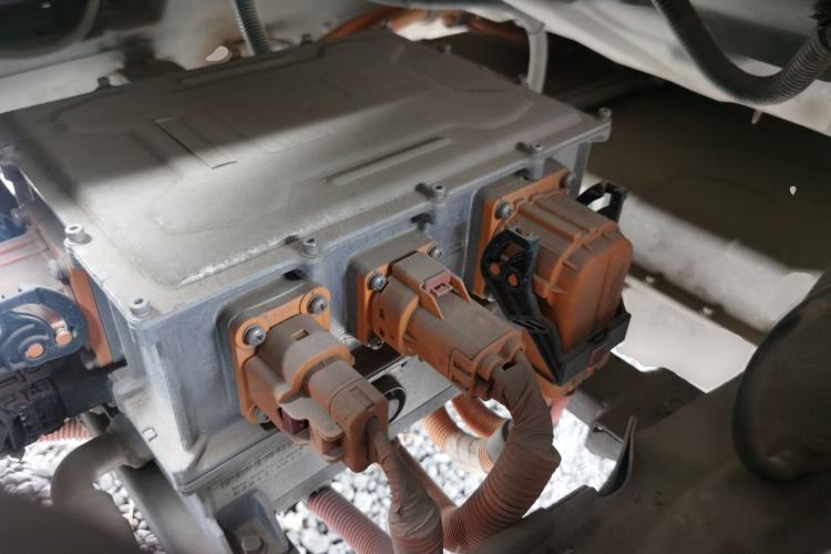 Used Dongfeng Yufeng EM27 2024 EM27 Henan Lithium Power 41.472 kWh Engine Bay
