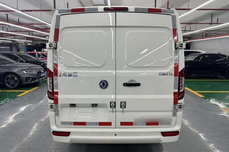 Used Dongfeng Yufeng EM27 2024 EM27 CATL 41.86 kWh Exterior 3