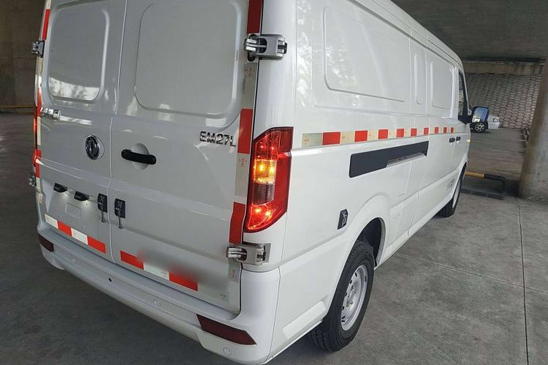 Used Dongfeng Yufeng EM27 2024 EM27L Henan Lidong 41.472 kWh Exterior 6