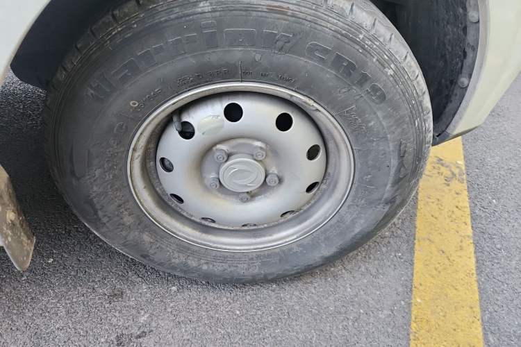 Used Dongfeng Yufeng EM27 2024 EM27L Eves Power 41.86 kWh Exterior 7