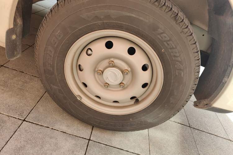 Used Dongfeng Yufeng EM27 2024 EM27L Henan Lidong 41.472 kWh Exterior 7