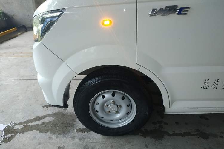 Used Dongfeng Yufeng EM27 2024 EM27L Henan Lidong 41.472 kWh Exterior 7