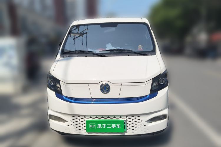 Used Dongfeng Yufeng EM27 2024 EM27 EVE Energy 41.86 kWh Front