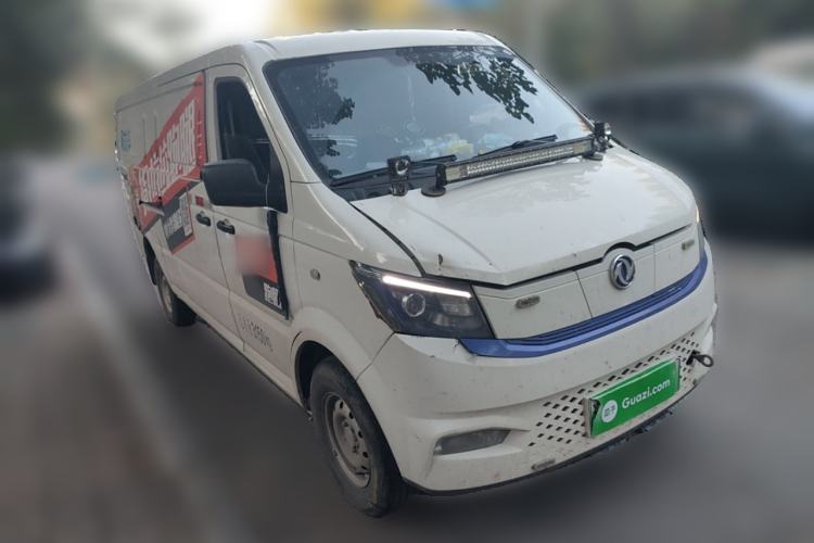 Used Dongfeng Yufeng EM27 2024 EM27L Eves Power 41.86 kWh Front Right 45 Deg