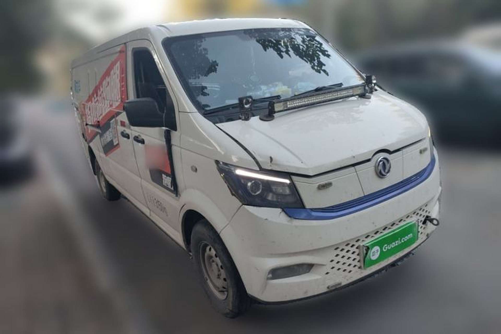 Used Dongfeng Yufeng EM27 2024 EM27L Eves Power 41.86 kWh Front Right 45 Deg