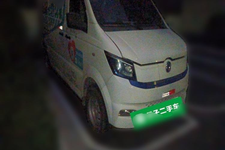Used Dongfeng Yufeng EM27 2024 EM27 EVE Energy 41.86 kWh Front Right 45 Deg