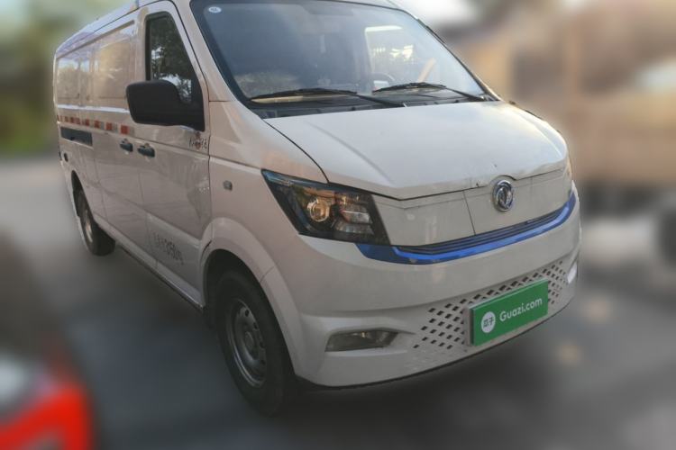 Used Dongfeng Yufeng EM27 2024 EM27L BYD CATL 41.86 kWh Front Right 45 Deg