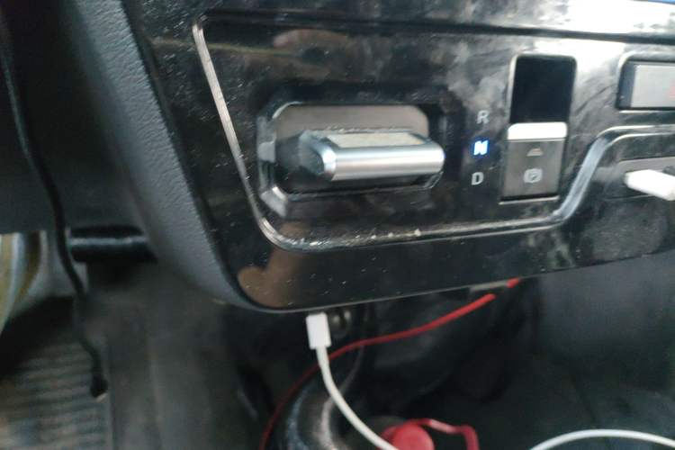 Used Dongfeng Yufeng EM27 2024 EM27L Eves Power 41.86 kWh Gear Lever