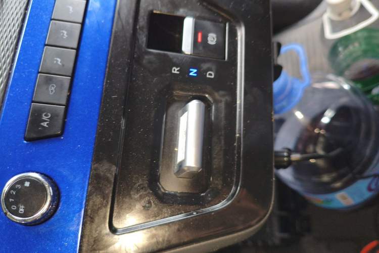 Used Dongfeng Yufeng EM27 2024 EM27L BYD CATL 41.86 kWh Gear Lever