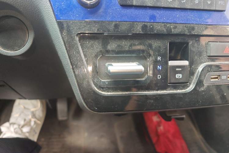 Used Dongfeng Yufeng EM27 2024 EM27 EVE Energy 41.86 kWh Gear Lever