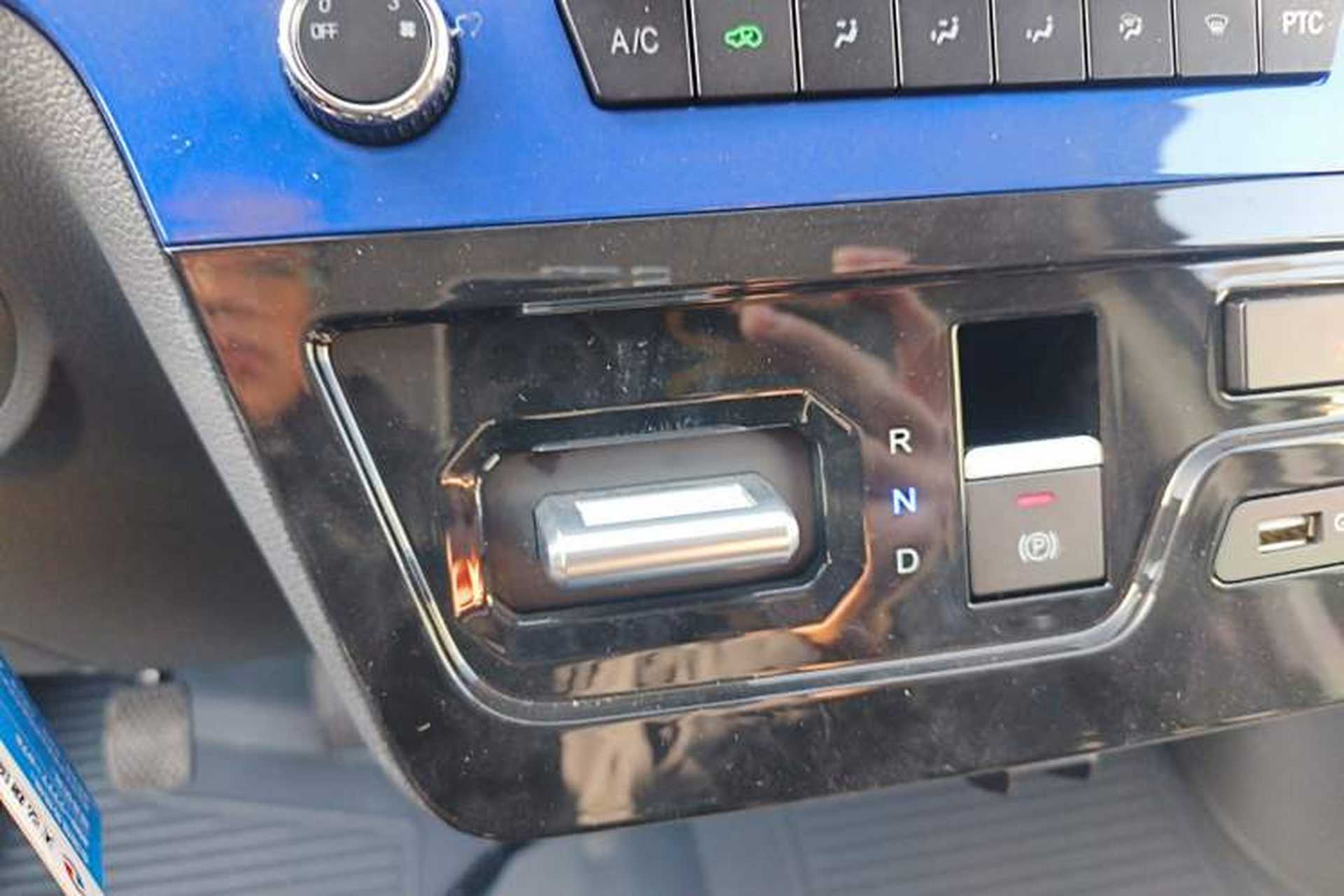 Used Dongfeng Yufeng EM27 2024 EM27L Eves Power 41.86 kWh Gear Lever