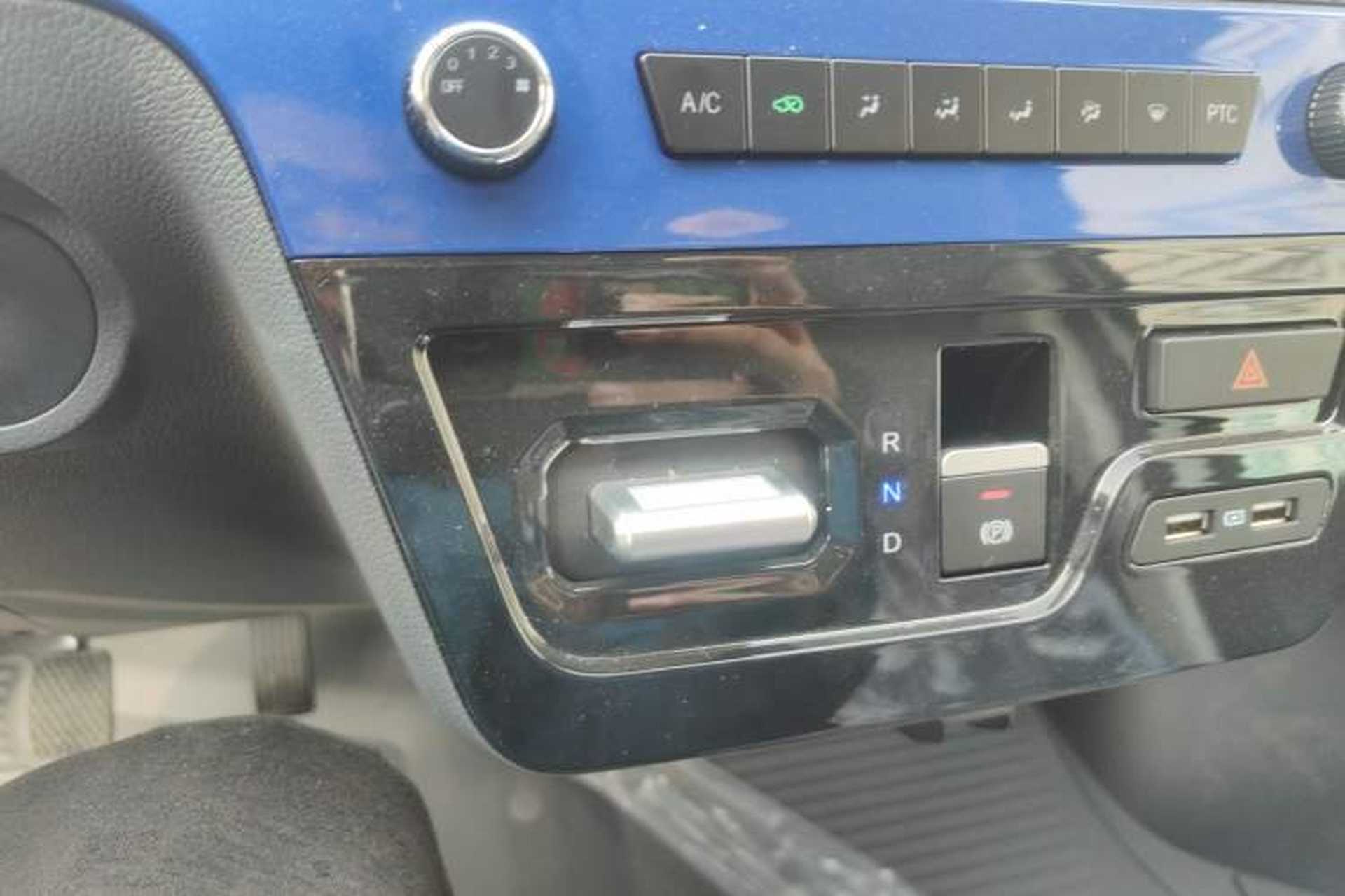 Used Dongfeng Yufeng EM27 2024 EM27L Eves Power 41.86 kWh Gear Lever