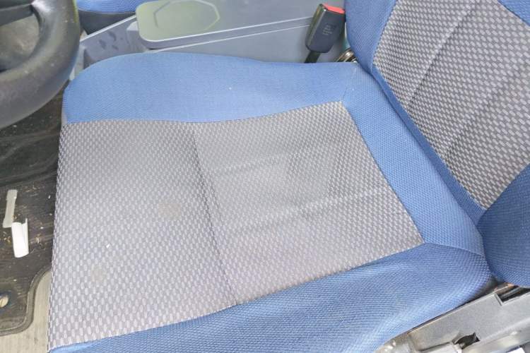Used Dongfeng Yufeng EM27 2024 EM27L BYD CATL 41.86 kWh Headliner