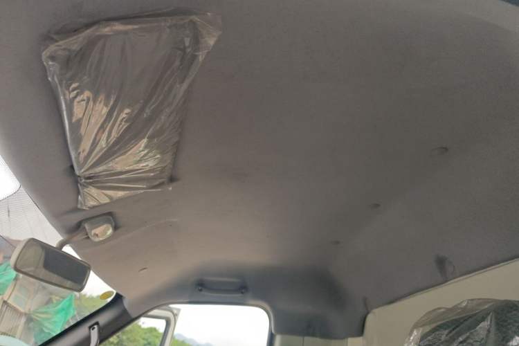 Used Dongfeng Yufeng EM27 2024 EM27 Henan Lithium Power 41.472 kWh Headliner