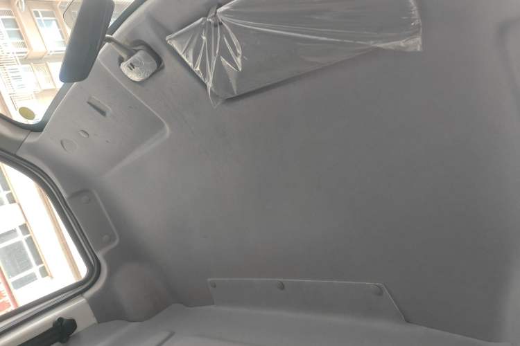 Used Dongfeng Yufeng EM27 2024 EM27L Henan Lidong 41.472 kWh Headliner