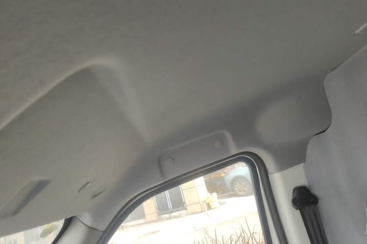 Used Dongfeng Yufeng EM27 2024 EM27L Eves Power 41.86 kWh Headliner