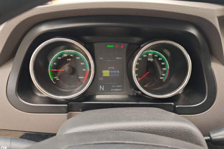 Used Dongfeng Yufeng EM27 2024 EM27 Henan Lithium Power 41.472 kWh Instrument Cluster