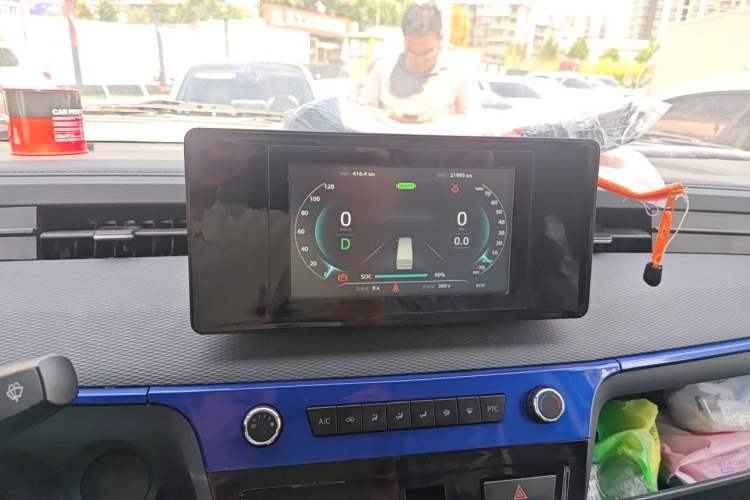 Used Dongfeng Yufeng EM27 2024 EM27 Henan Lithium Power 41.472 kWh Instrument Cluster