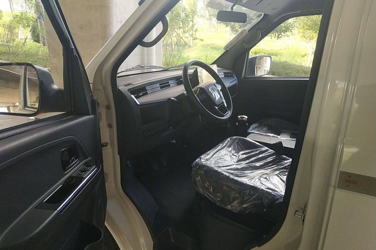 Used Dongfeng Yufeng EM27 2024 EM27L Henan Lidong 41.472 kWh Interior 3
