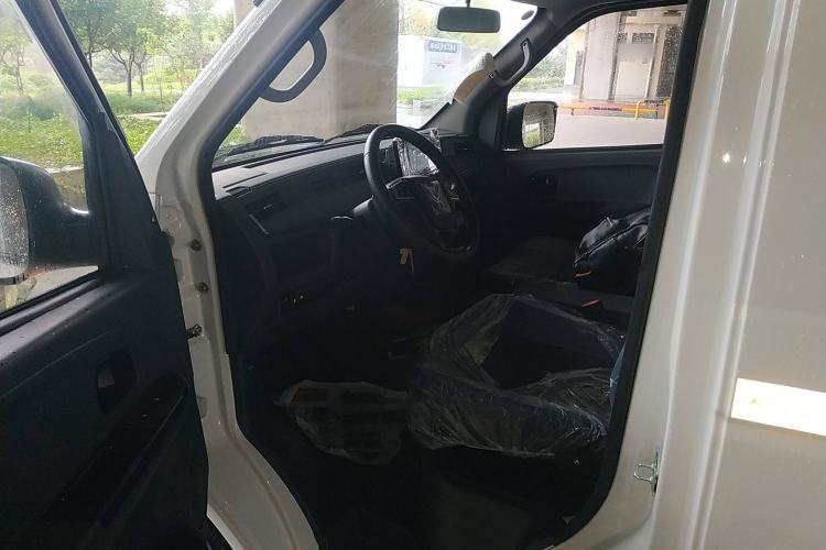 Used Dongfeng Yufeng EM27 2024 EM27L Henan Lidong 41.472 kWh Interior 3