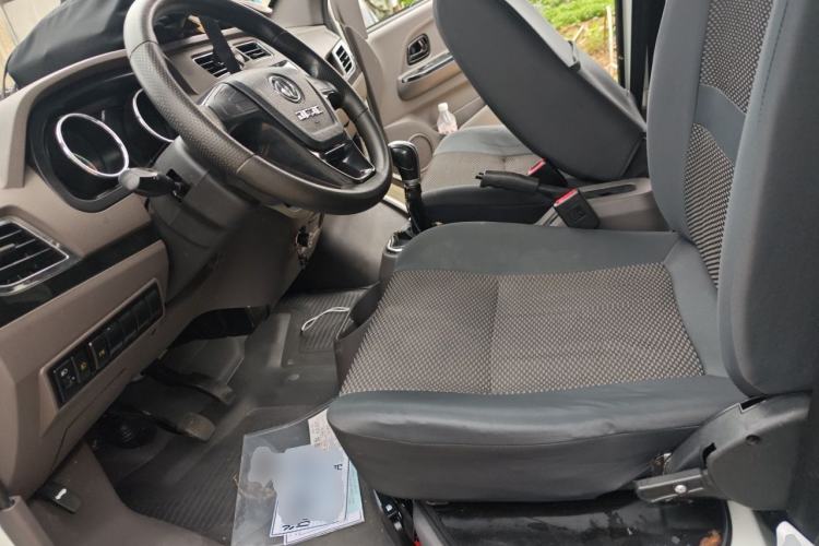 Used Dongfeng Yufeng EM27 2024 EM27 Henan Lithium Power 41.472 kWh Left Front Seat