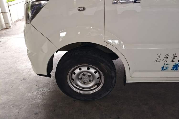 Used Dongfeng Yufeng EM27 2024 EM27 Henan Lithium Power 41.472 kWh Left Front Wheel Hub