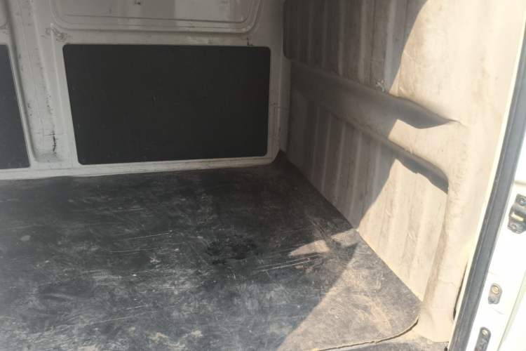 Used Dongfeng Yufeng EM27 2024 EM27L Eves Power 41.86 kWh Left Rear Seat