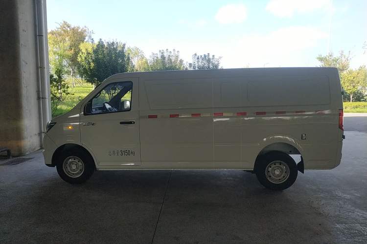 Used Dongfeng Yufeng EM27 2024 EM27L Henan Lidong 41.472 kWh Left Side