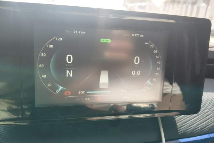 Used Dongfeng Yufeng EM27 2024 EM27 EVE Energy 41.86 kWh Odometer Close Up
