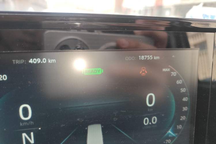 Used Dongfeng Yufeng EM27 2024 EM27L Henan Lidong 41.472 kWh Odometer Close Up