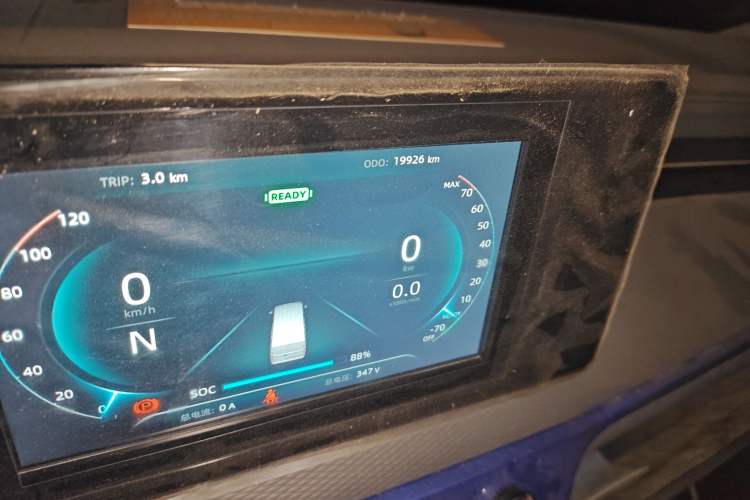 Used Dongfeng Yufeng EM27 2024 EM27L BYD CATL 41.86 kWh Odometer Close Up