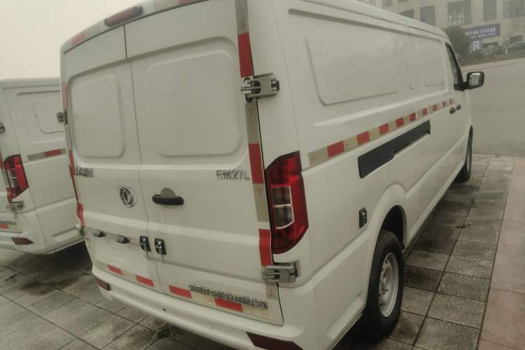 Used Dongfeng Yufeng EM27 2024 EM27L Eves Power 41.86 kWh Rear Right 45 Deg