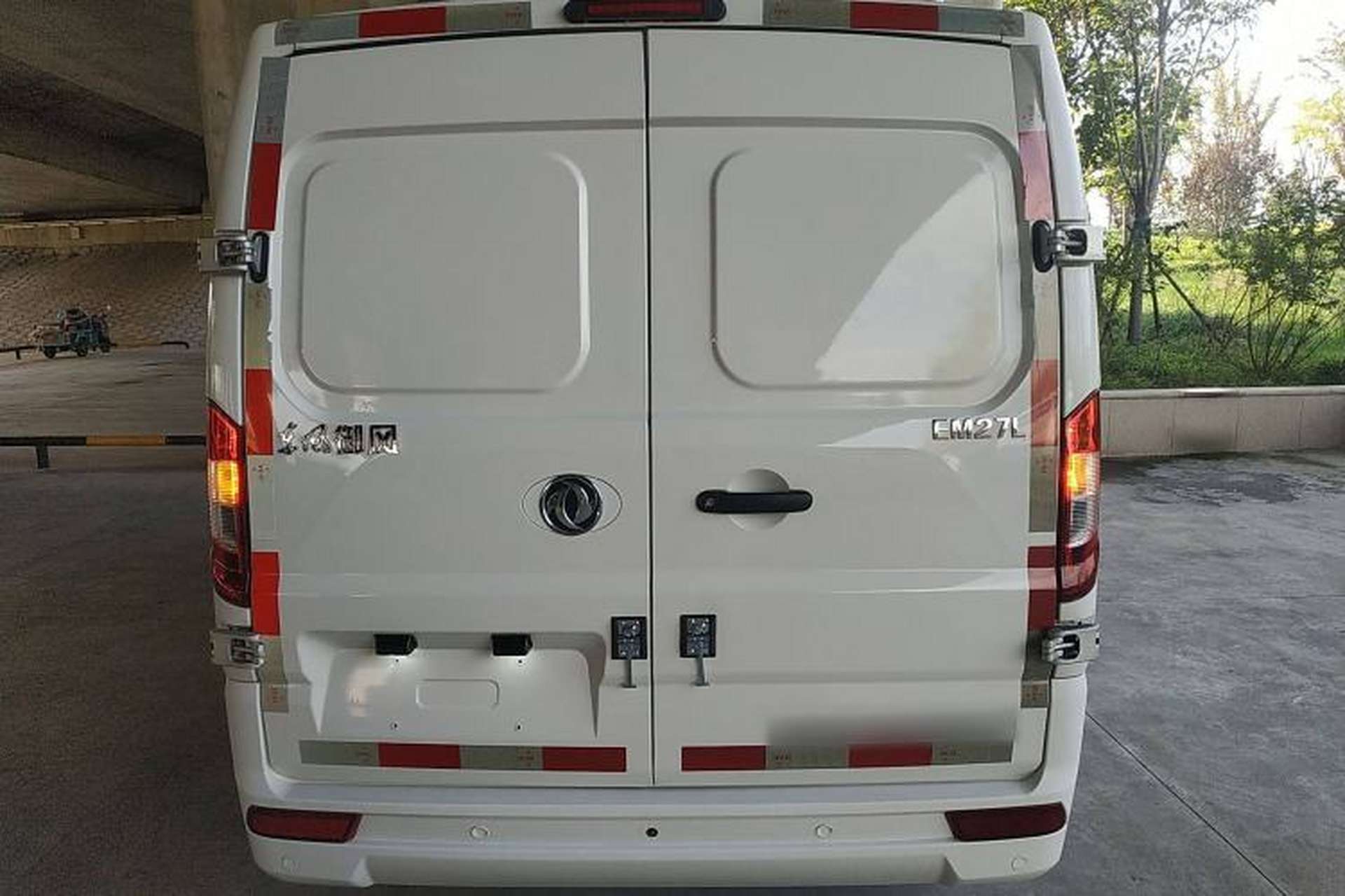 Used Dongfeng Yufeng EM27 2024 EM27L Henan Lidong 41.472 kWh Rear
