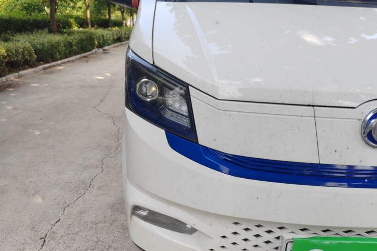 Used Dongfeng Yufeng EM27 2024 EM27L Henan Lidong 41.472 kWh Right Front Headlight
