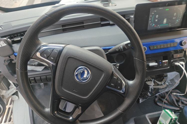Used Dongfeng Yufeng EM27 2024 EM27L Henan Lidong 41.472 kWh Steering Wheel